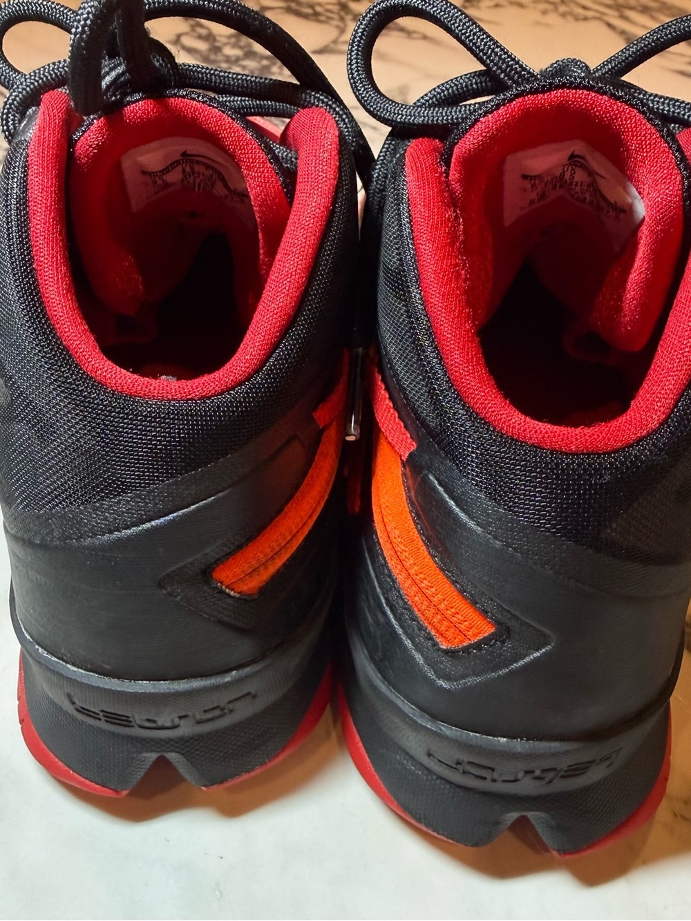 Nike LeBron Zoom Soldier 8 Black University Red Mens Size 9.5 Sneakers - Picture 4 of 13